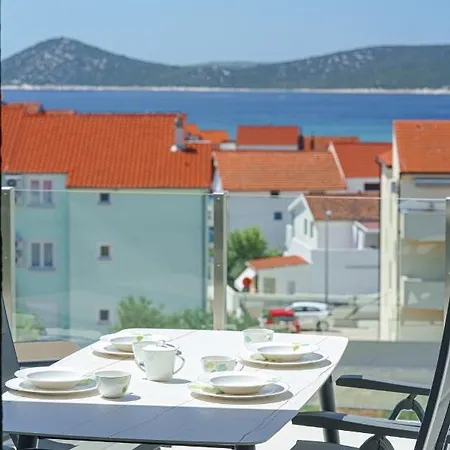 Karen Grgurev Ante Kukure 93 Apartament Vodice